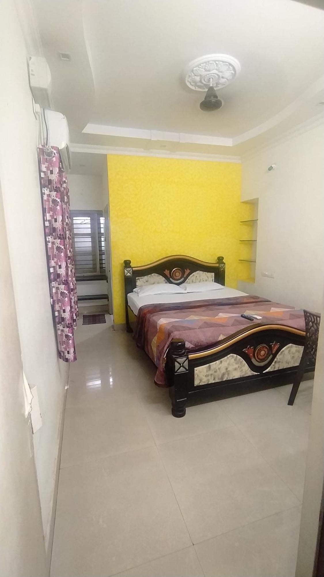 Kushi Homestay Guest House Visakhapatnam Esterno foto